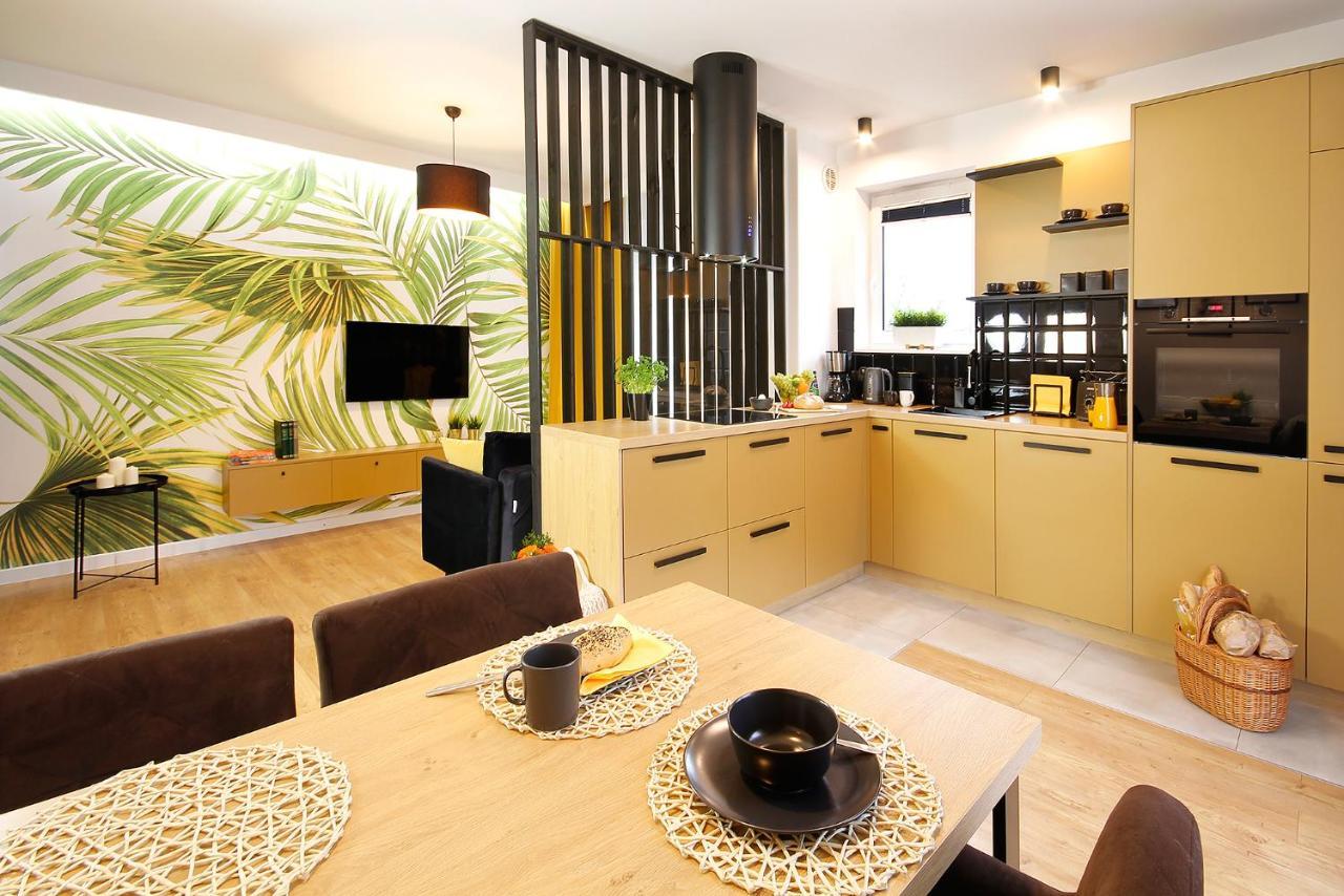 W&K Apartments - Gold Suite - Faktura Vat, Parking Κοστζαλίν Εξωτερικό φωτογραφία